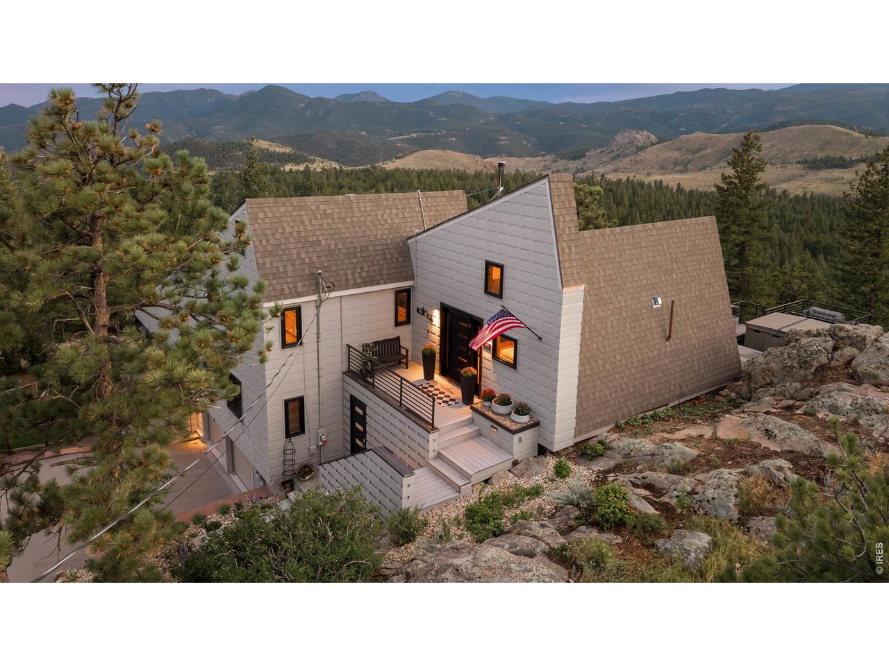 Photo of 6722 Flagstaff Rd Boulder CO 80302