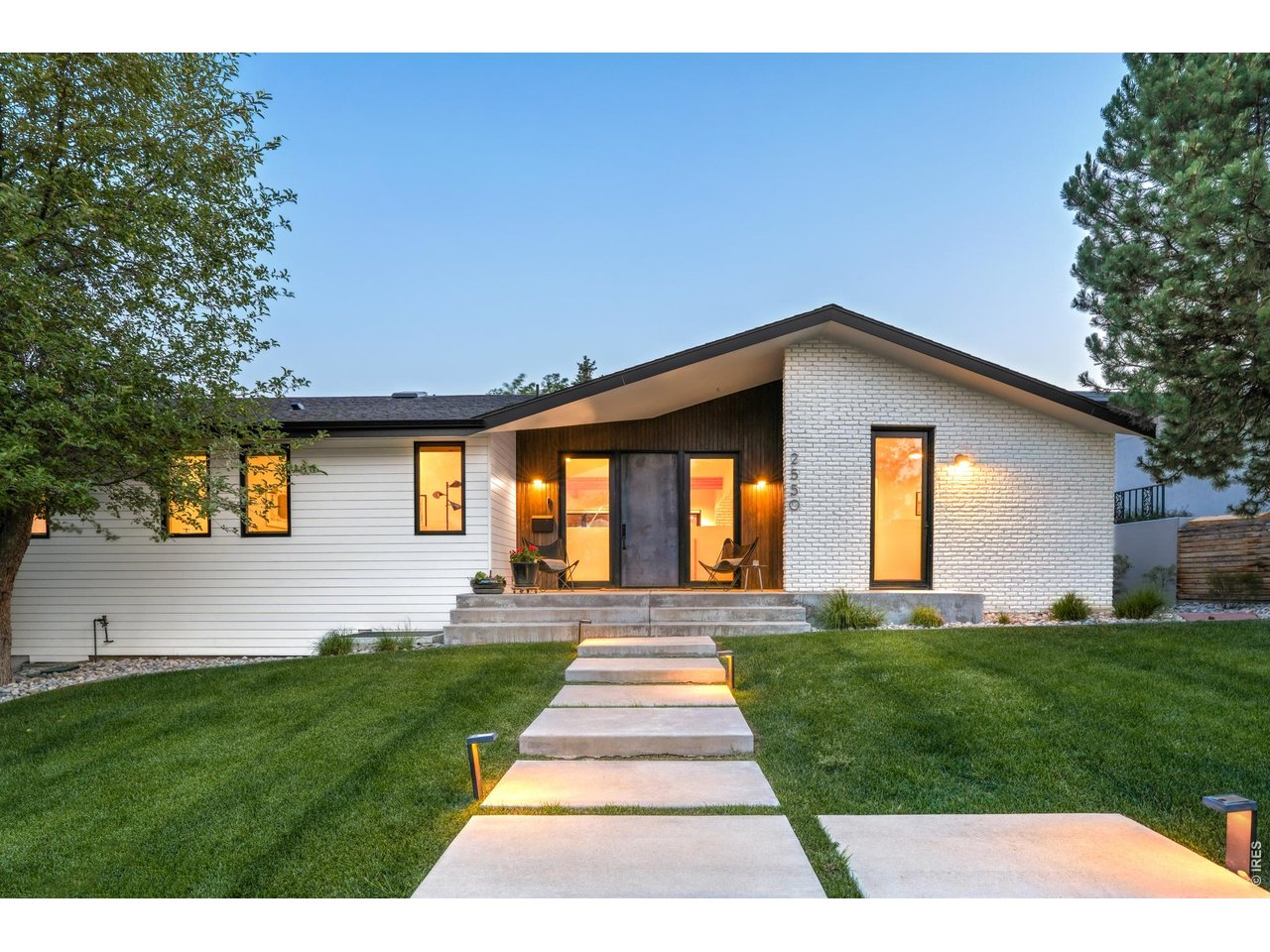 Photo of 2550 Balsam Dr Boulder CO 80304