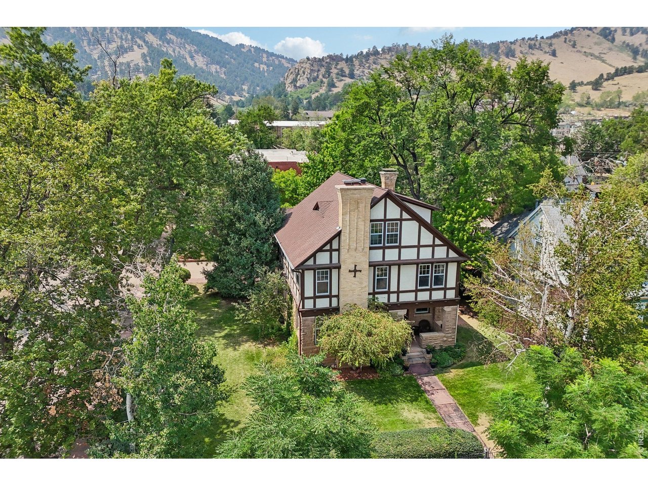 Photo of 2409 5th St Boulder CO 80304