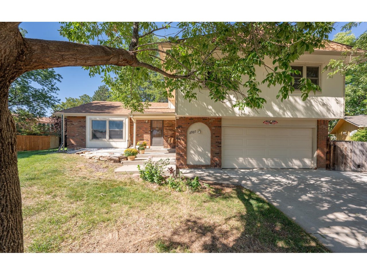 Photo of 2927 Lakeshore Dr Longmont CO 80503