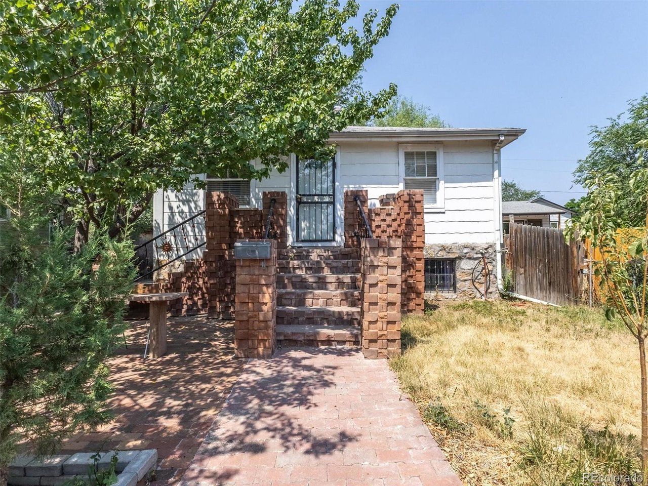 Photo of 255 Knox Ct Denver CO 80219