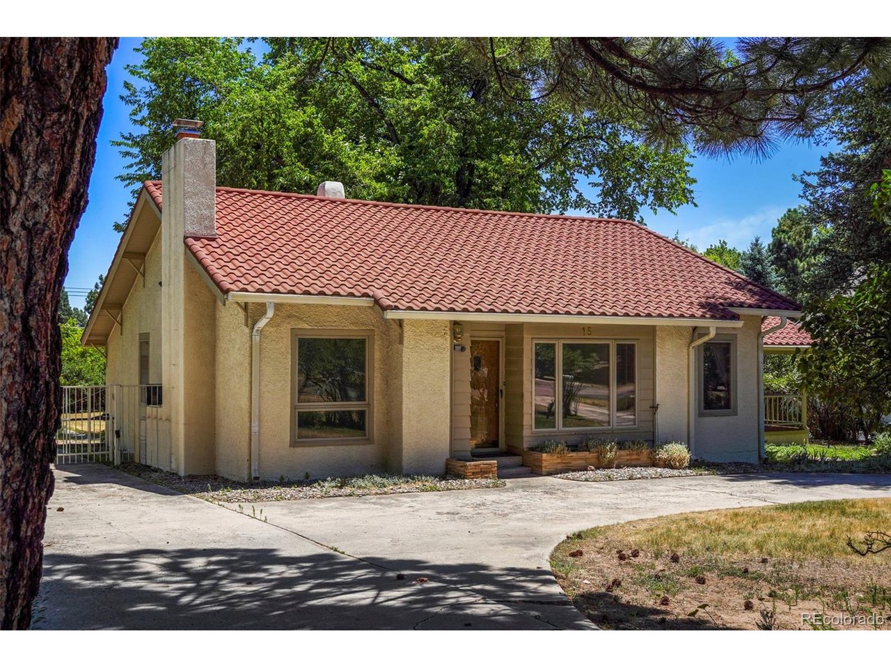 Photo of 15 1st St Colorado Springs CO 80906