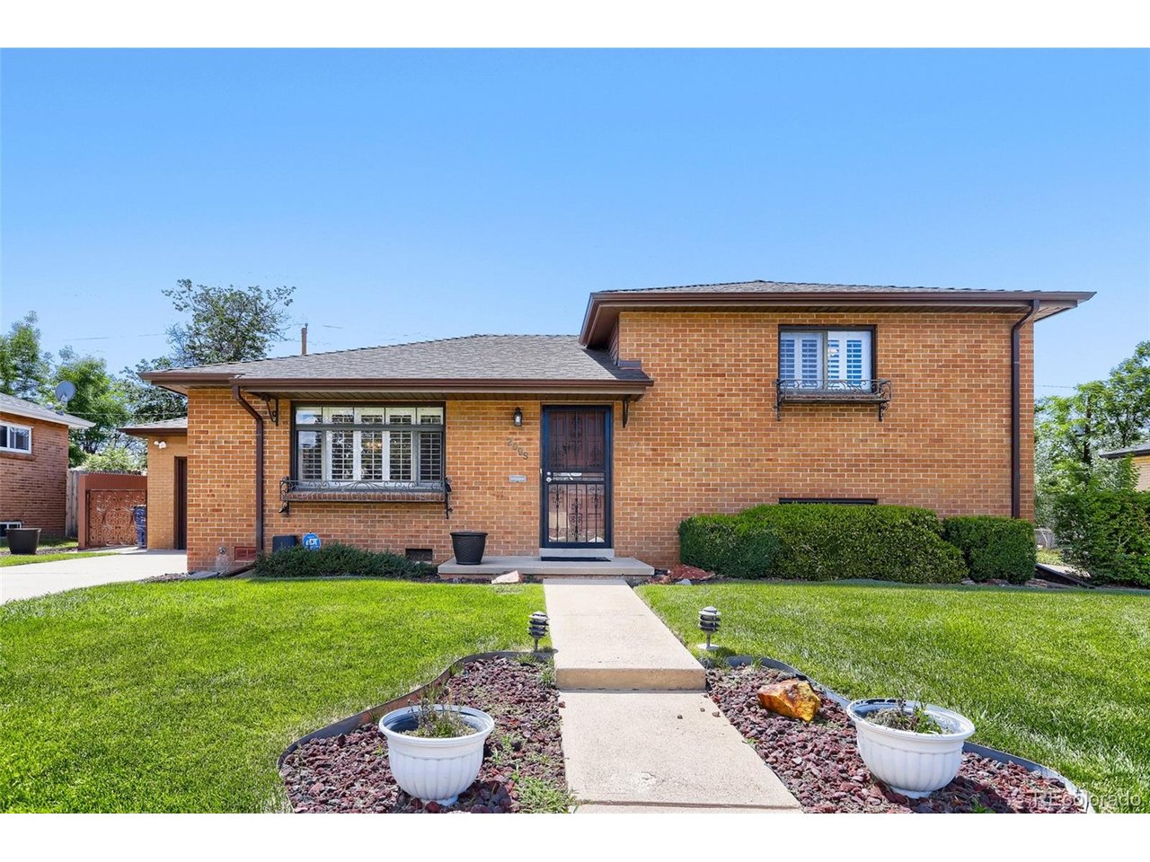 Photo of 2009 S Winona Ct Denver CO 80219