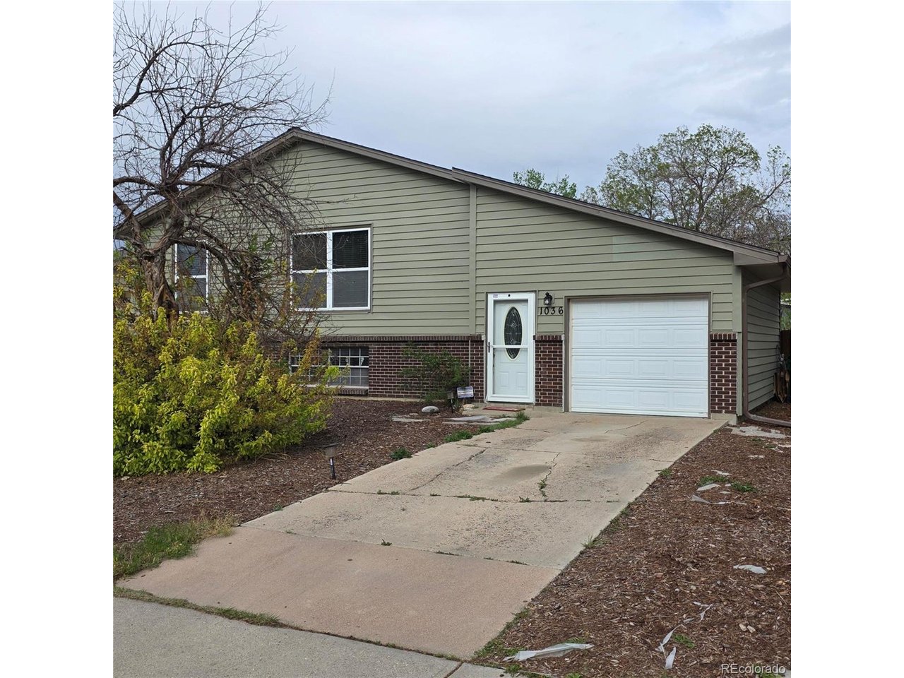Photo of 1036 Mobile St Aurora CO 80011