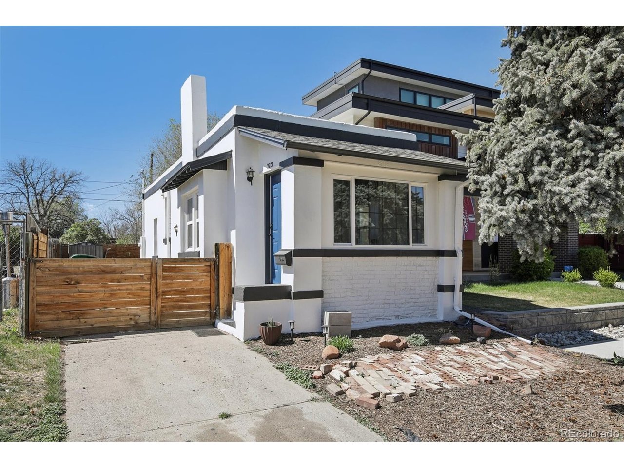 Photo of 2715 N Cook St Denver CO 80205