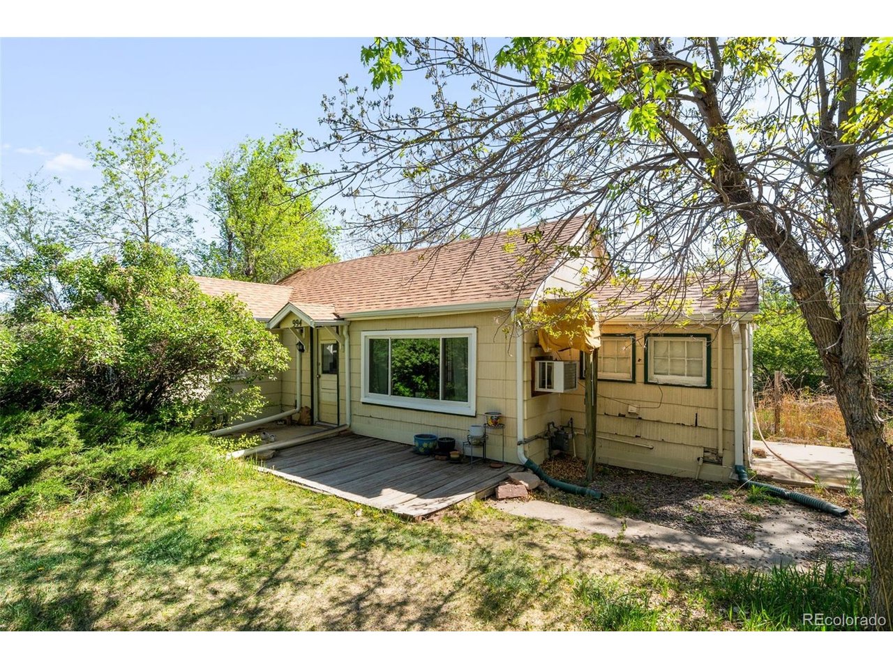 Photo of 994 Welch St Lakewood CO 80401