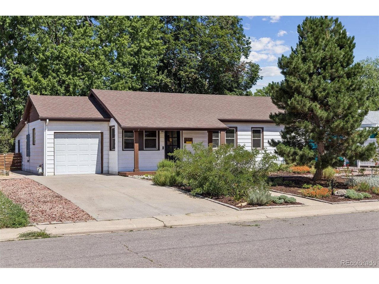 Photo of 1543 S Osceola Way Denver CO 80219