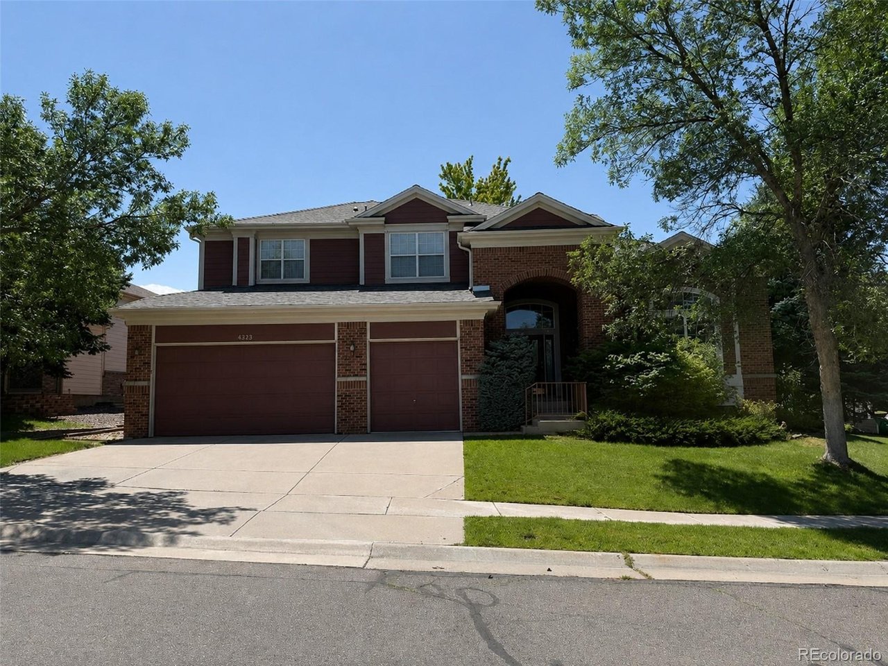 Photo of 6329 Umber Cir Golden CO 80403