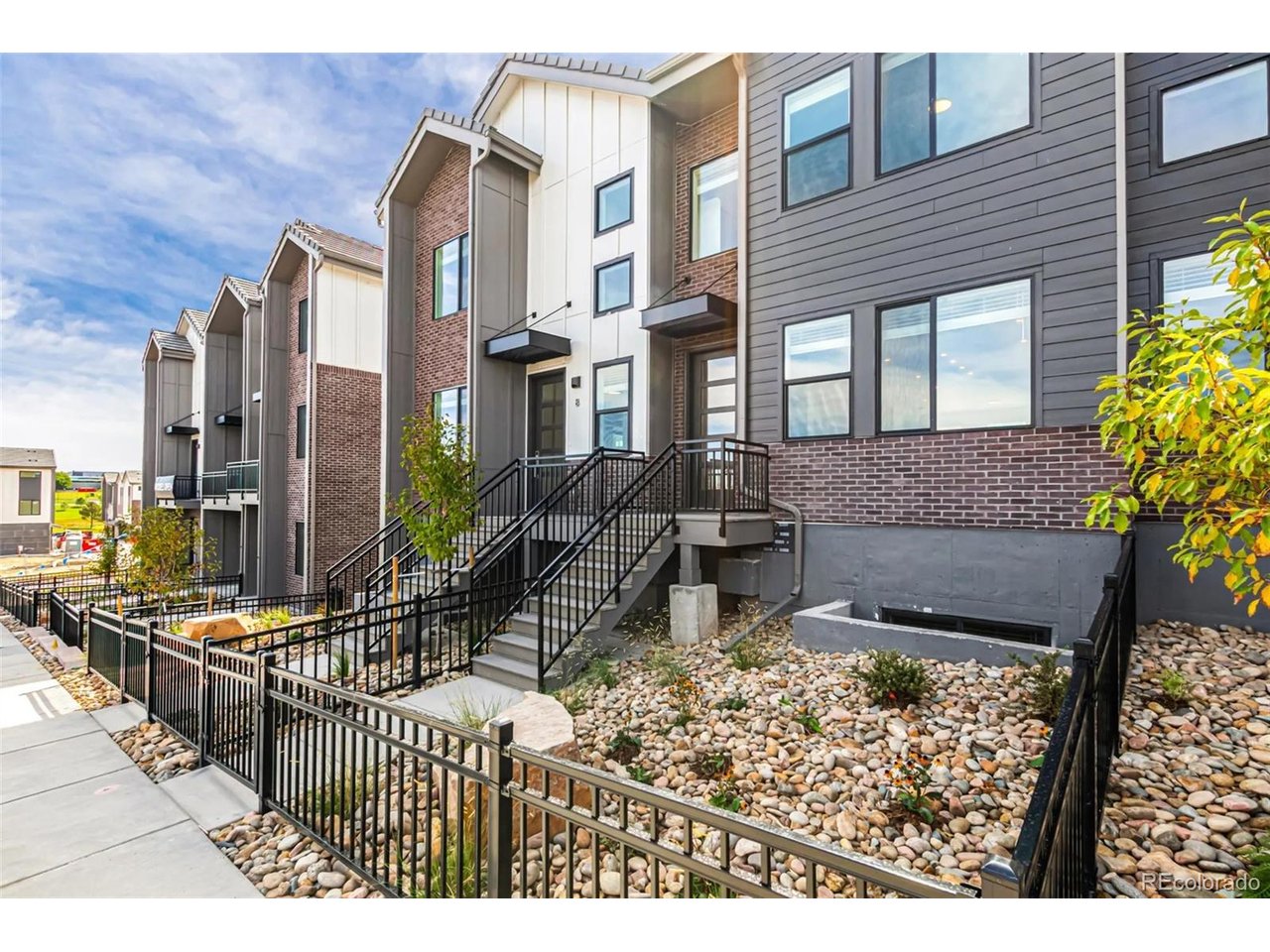 Photo of 31 Ascent Trl Englewood CO 80112