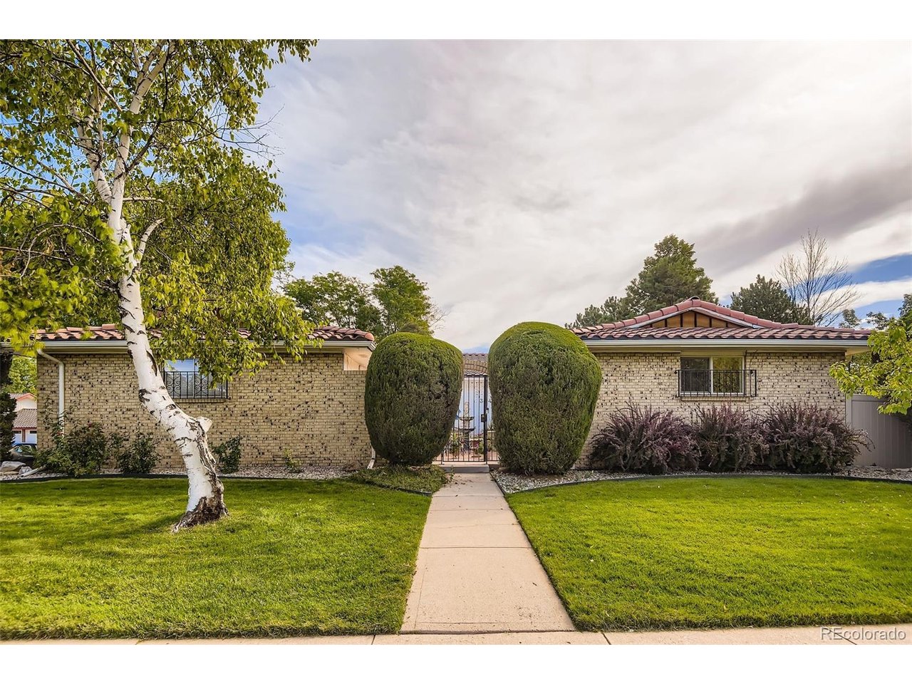 Photo of 3640 S Monaco Pkwy Denver CO 80237