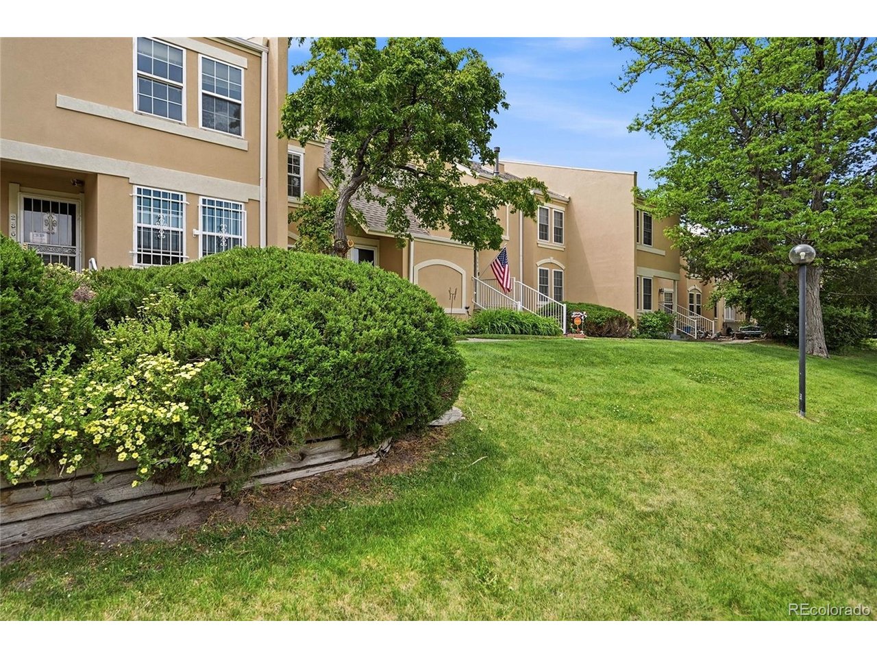 Photo of 2858 S Vaughn Way Aurora CO 80014