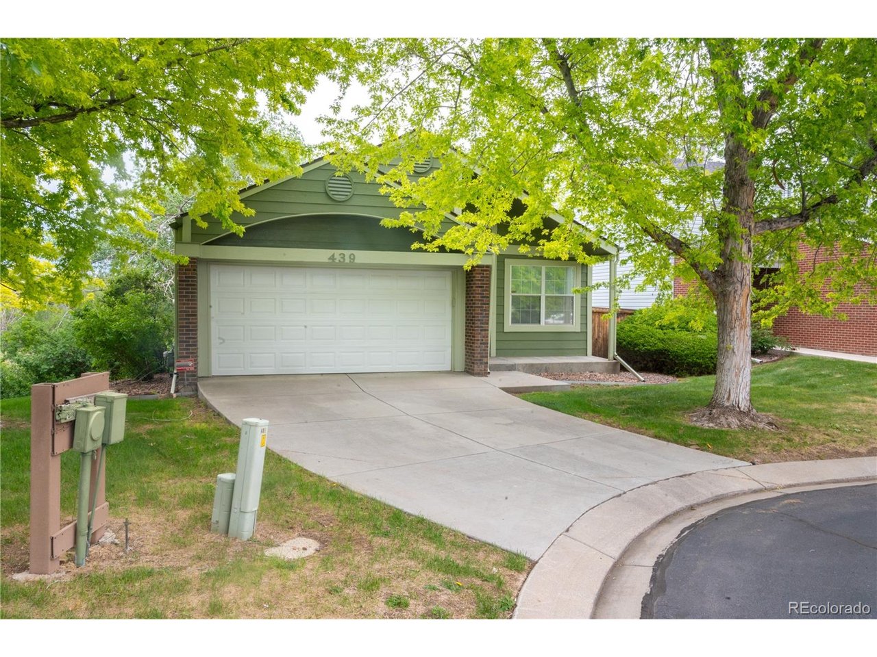 Photo of 439 W Jamison Cir Littleton CO 80120