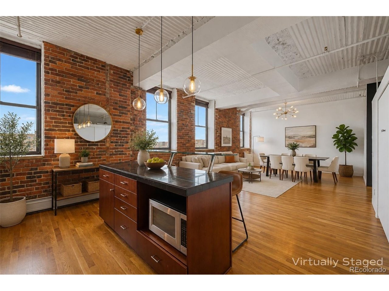 Photo of 2261 Blake St #4F Denver CO 80205