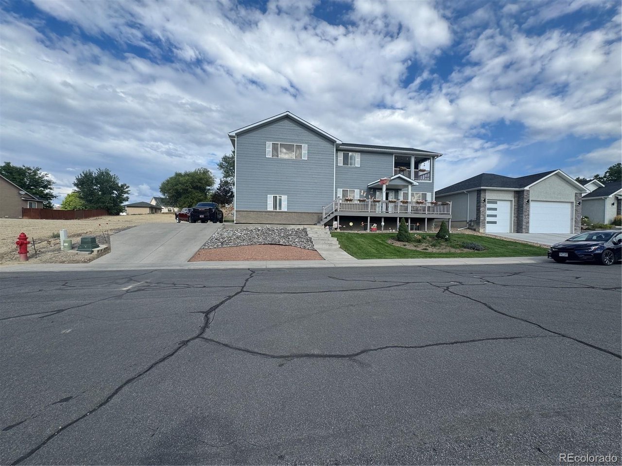 Photo of 3177 Silver Fox Dr Montrose CO 81401