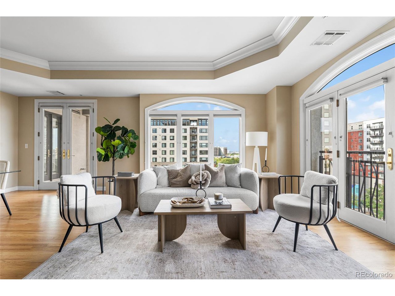 Photo of 1827 N Grant St #800 Denver CO 80203