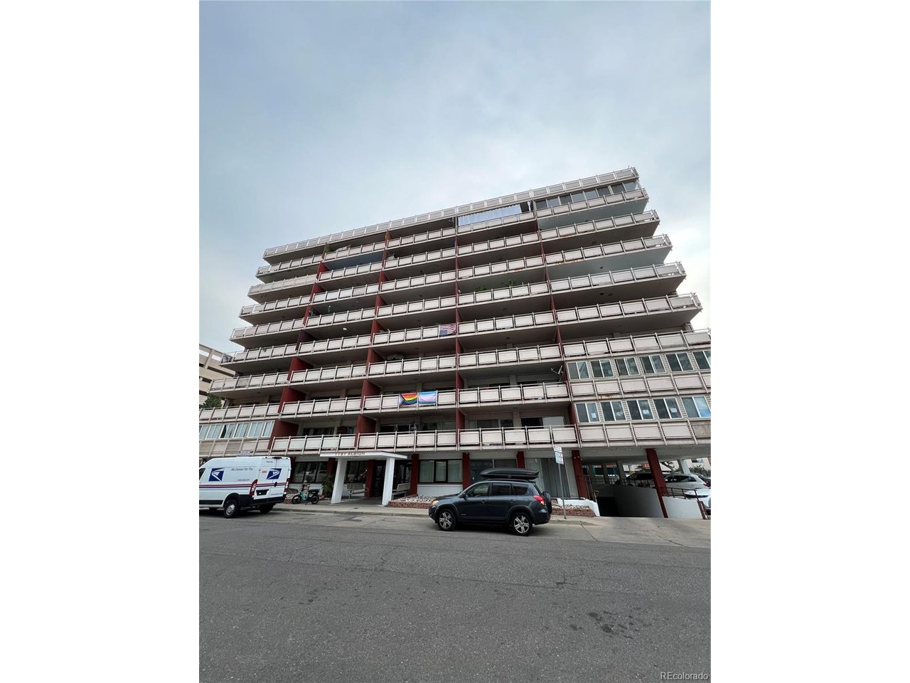 Photo of 1121 Albion St #607 Denver CO 80220