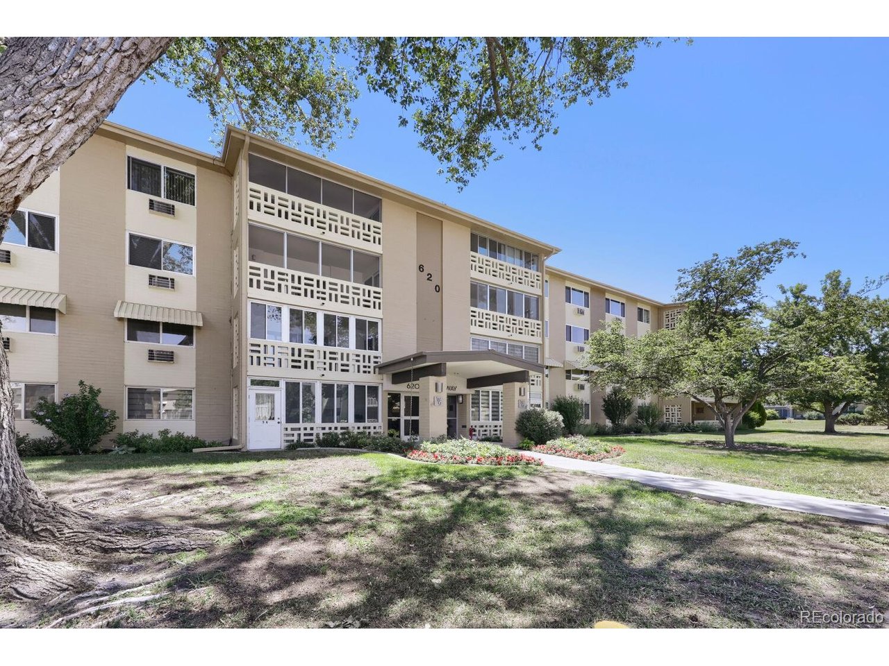 Photo of 620 S Alton Way #5C Denver CO 80247