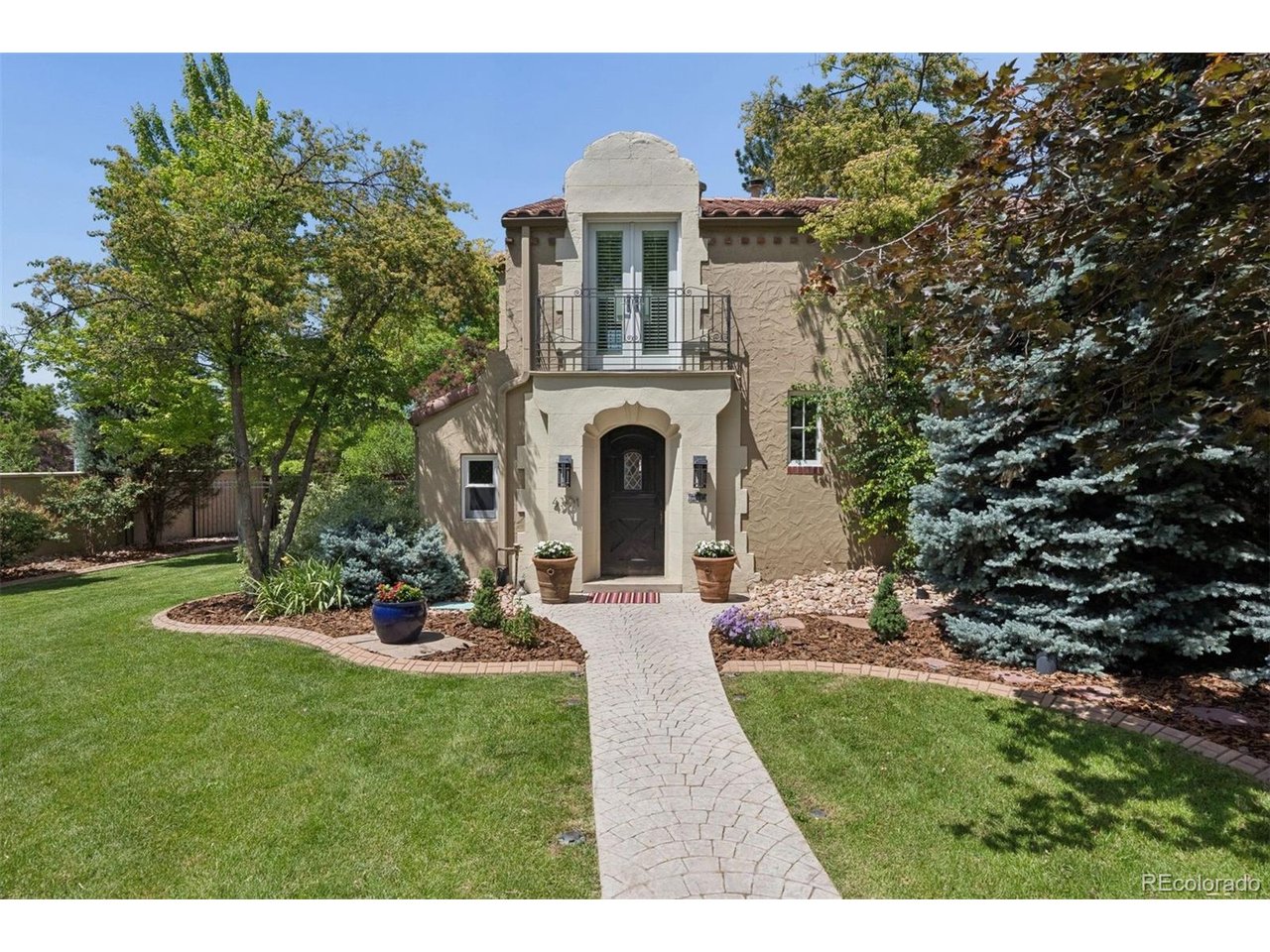 Photo of 4301 E 6th Avenue Pkwy Denver CO 80220