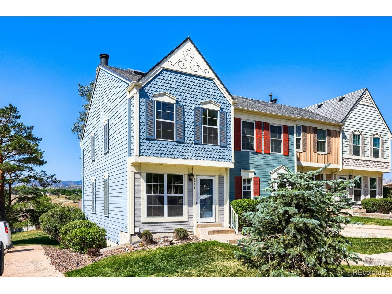 Photo of 6757 S Independence St Littleton CO 80128