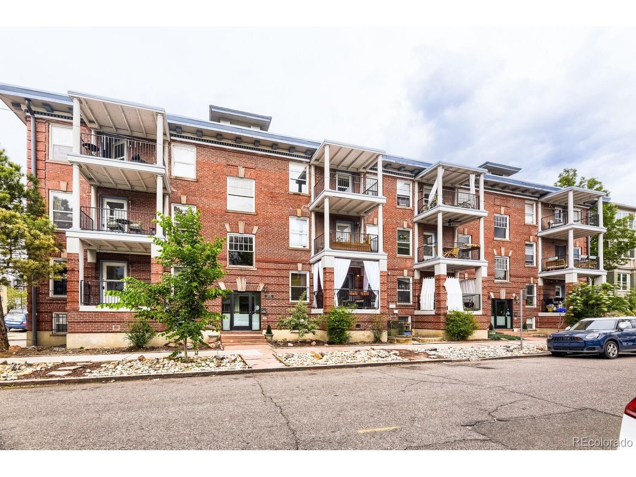 Photo of 1378 N Ogden St #7 Denver CO 80218