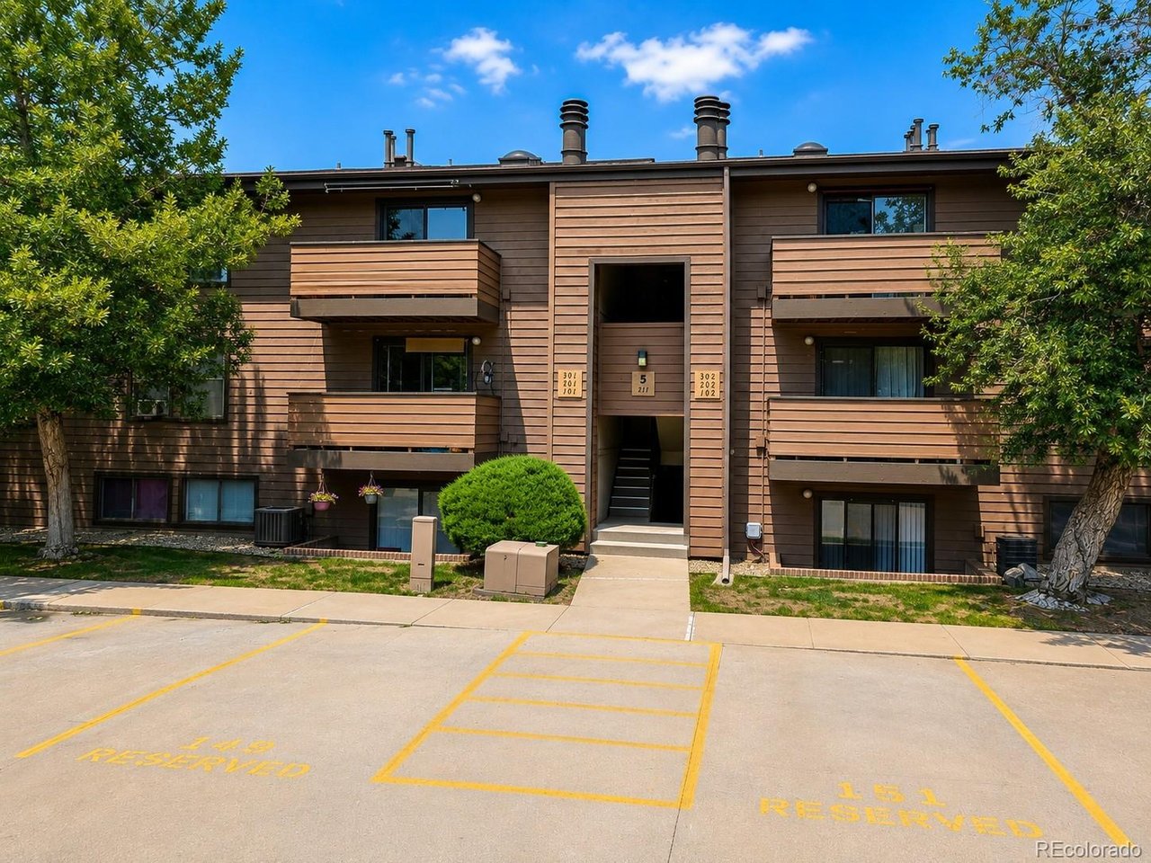 Photo of 211 Wright St #301 Denver CO 80228