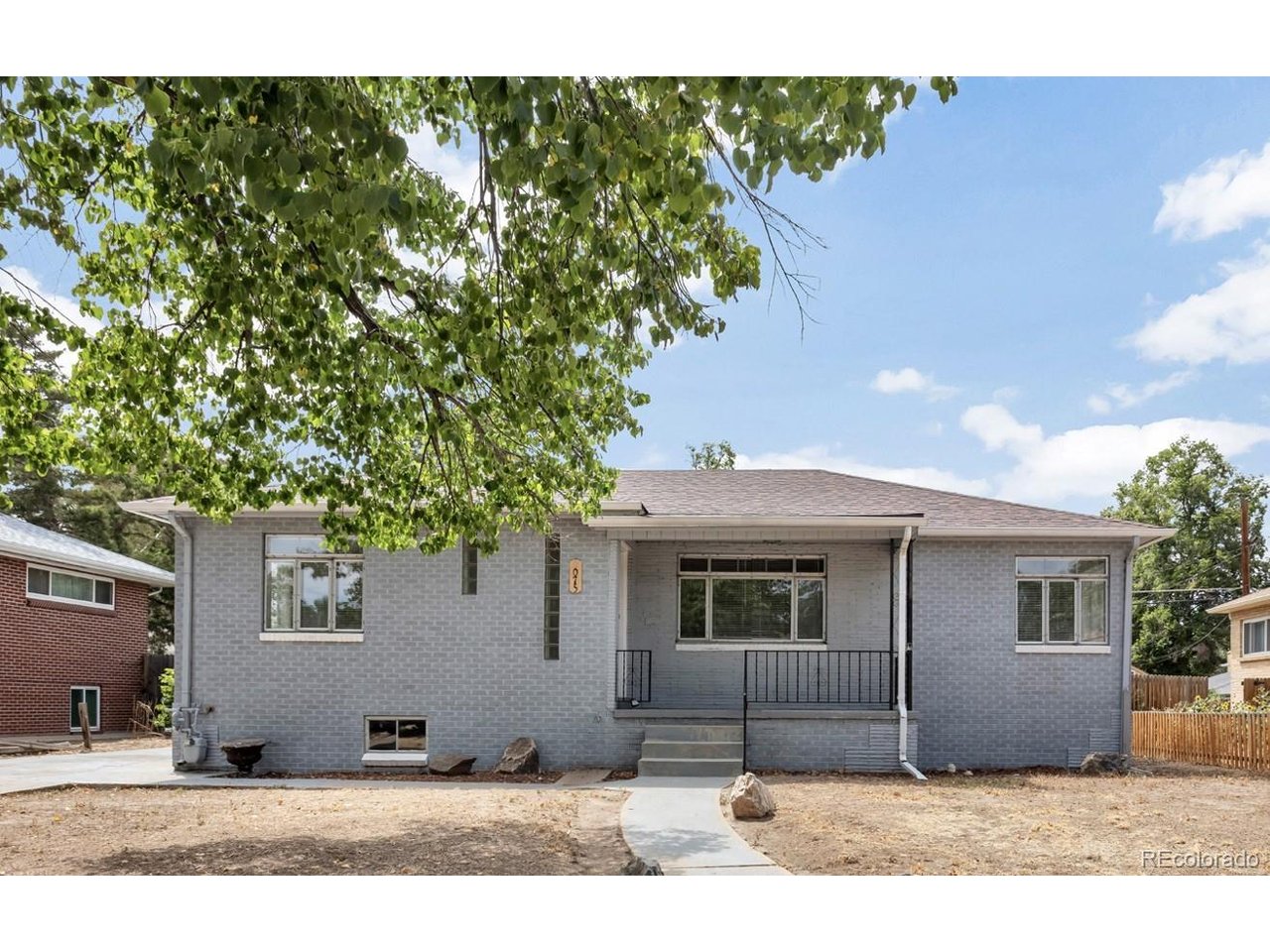 Photo of 1075 Kingston St Aurora CO 80010