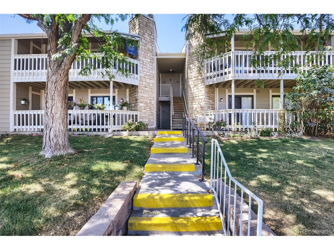 Photo of 8225 Fairmount Dr #4-202 Denver CO 80247