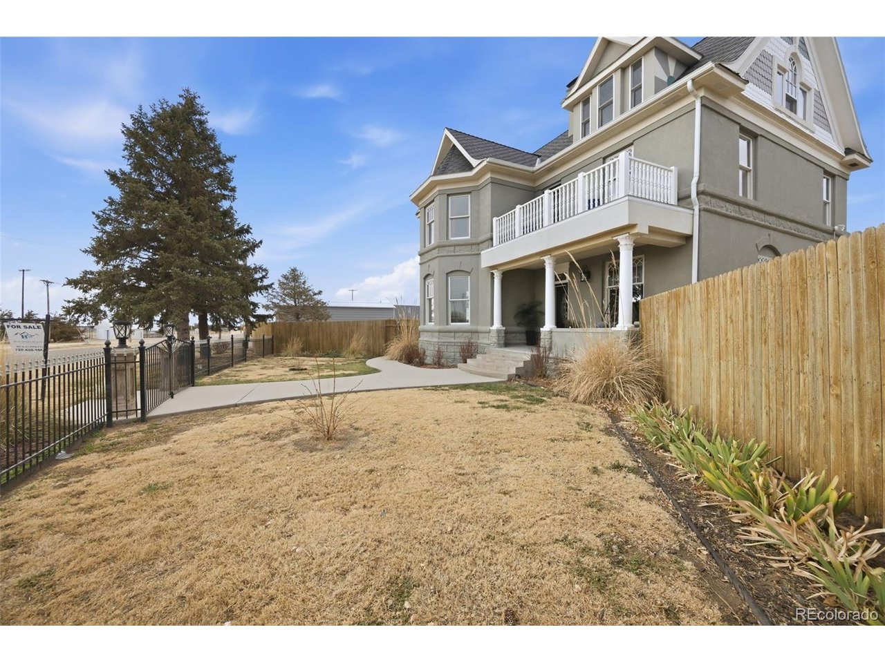 Photo of 475 W 6th St Cheyenne Wells CO 80810