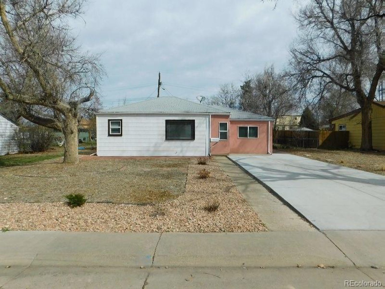 Photo of 1266 Del Mar Pkwy Aurora CO 80010