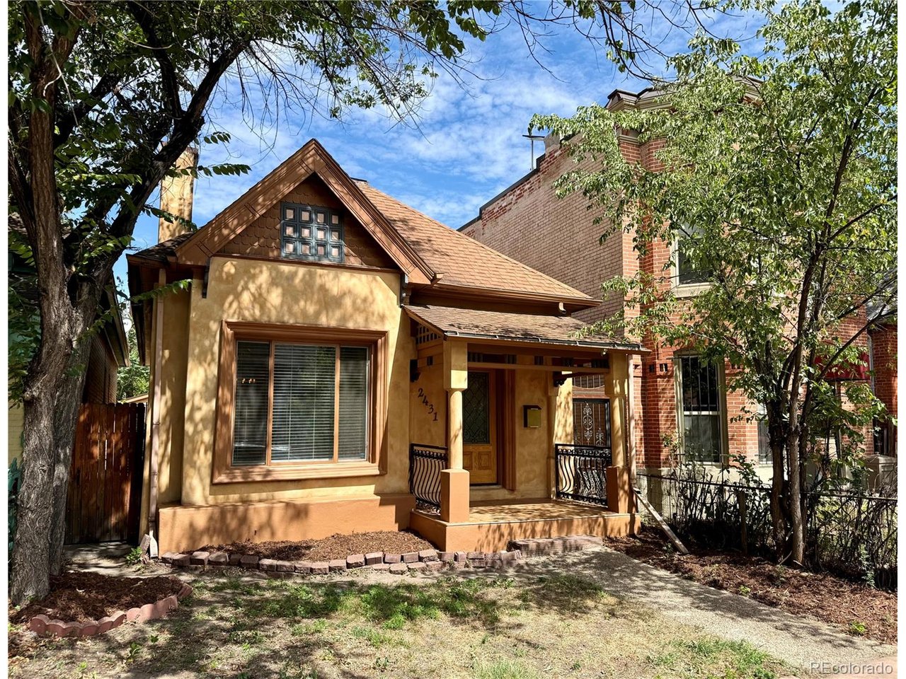 Photo of 2431 Tremont Pl Denver CO 80205