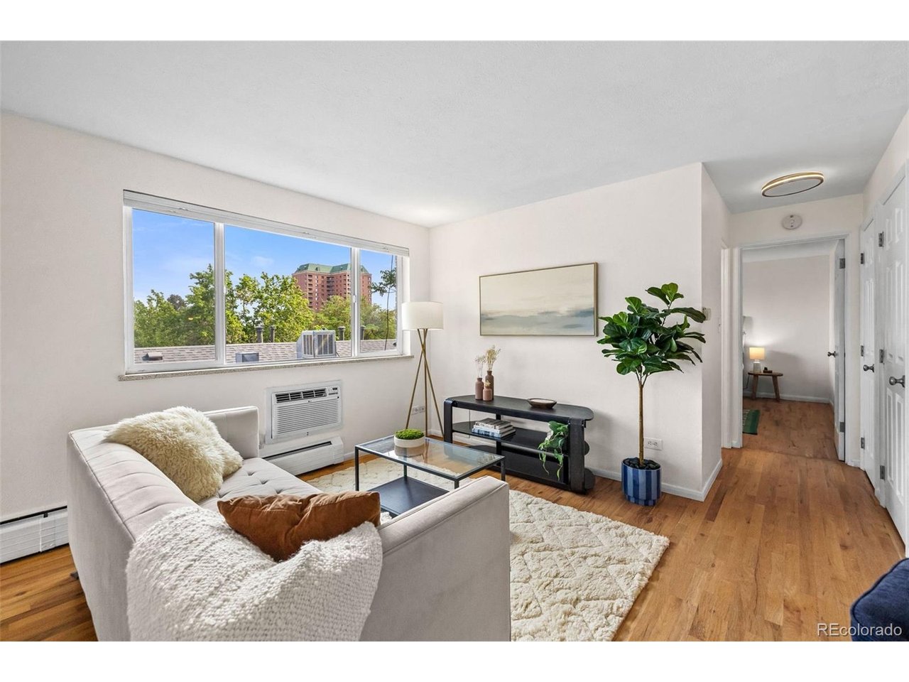 Photo of 21 N Washington St #304 Denver CO 80203