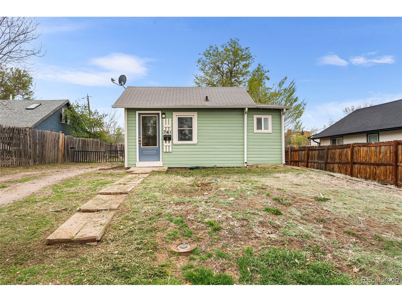 Photo of 741 Quitman St Denver CO 80204