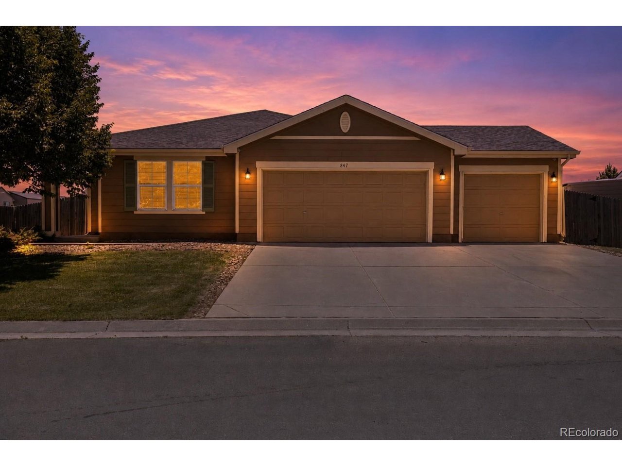 Photo of 847 Willow Dr Brighton CO 80603