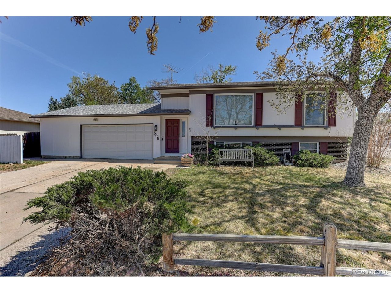 Photo of 698 S Moline St Aurora CO 80012