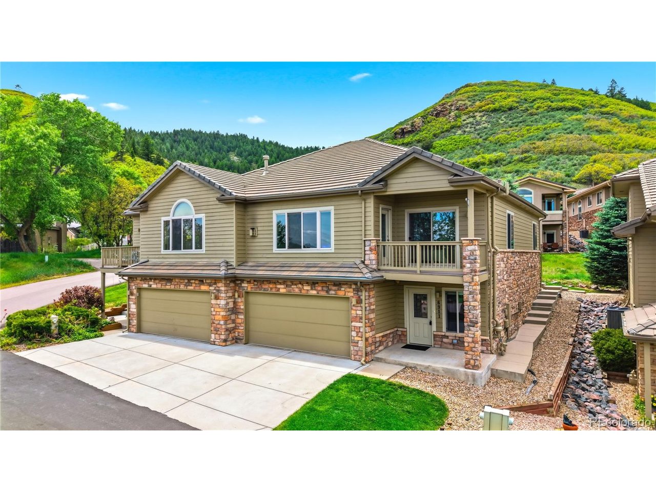 Photo of 6911 Buckskin Dr Littleton CO 80125
