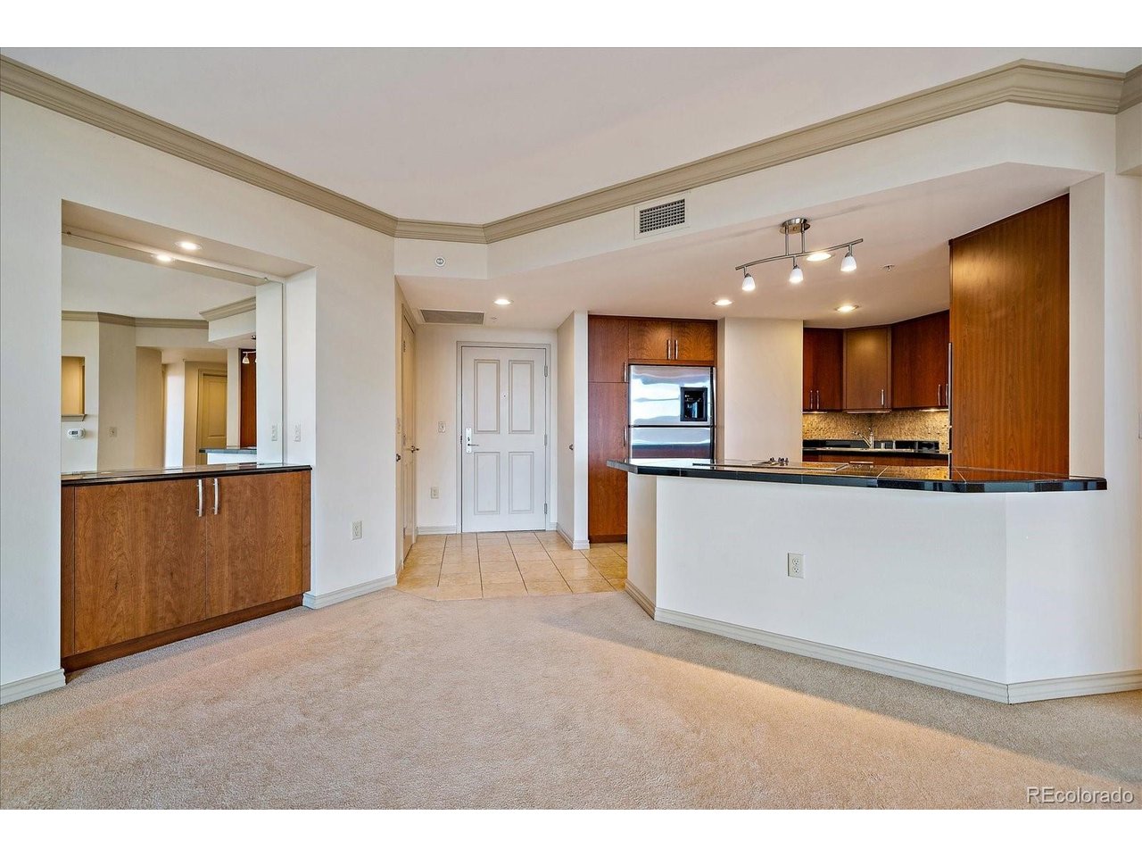 Photo of 8100 E Union Ave #814 Denver CO 80237