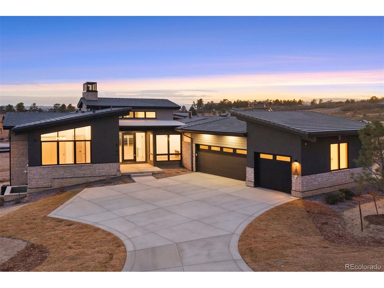 Photo of 6194 Oxford Peak Ln Castle Rock CO 80108
