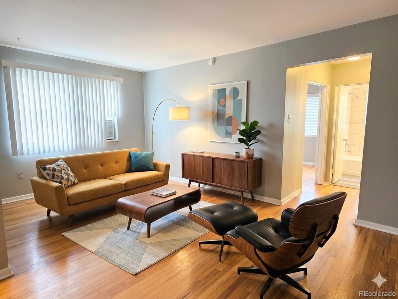 Photo of 1101 Bellaire St #101 Denver CO 80220