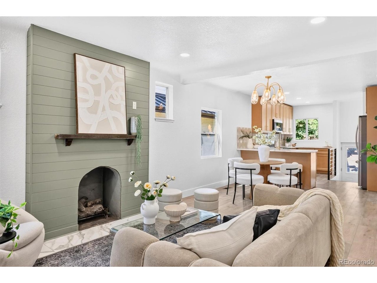Photo of 2661 N Glencoe St Denver CO 80207