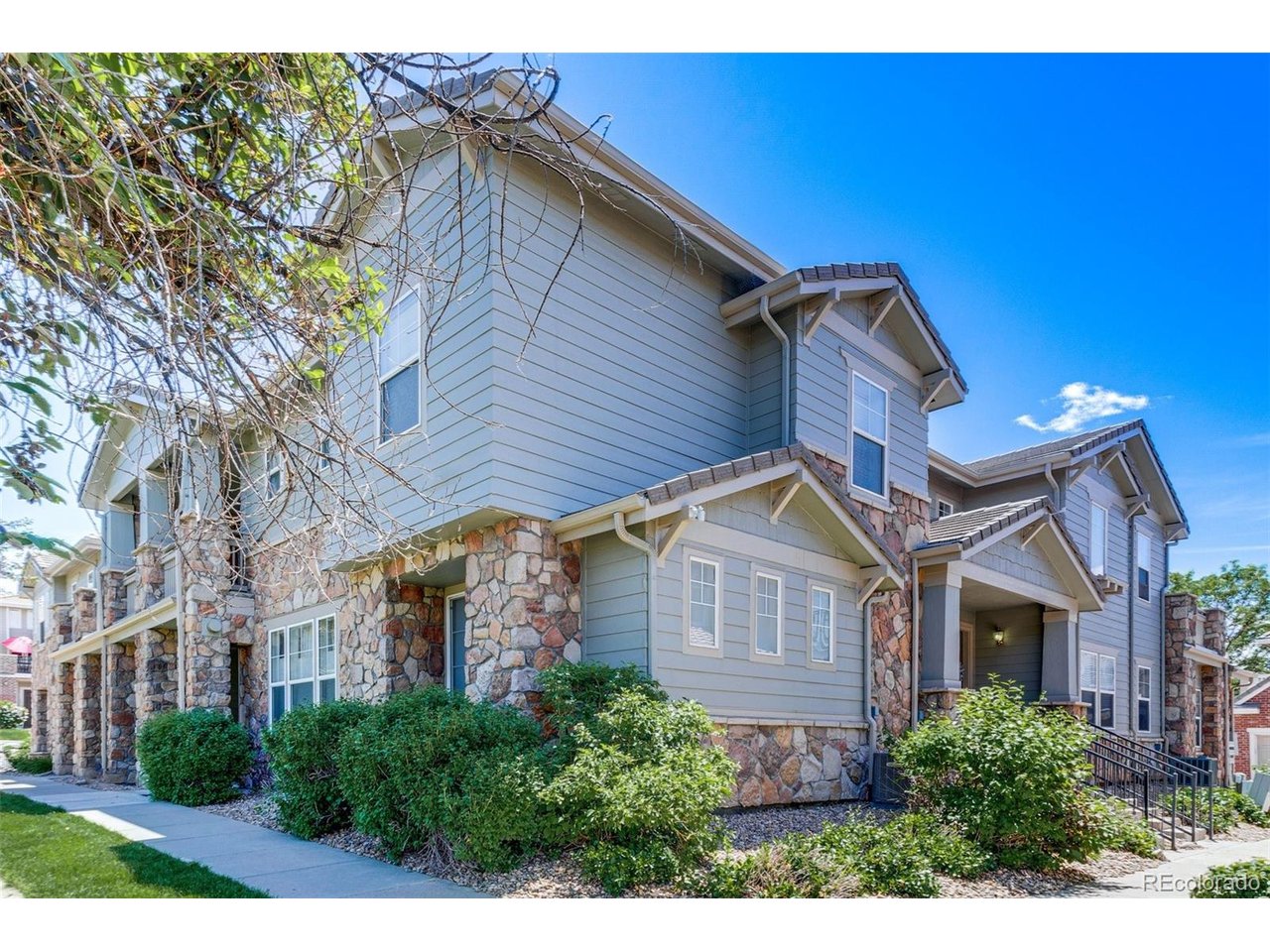 Photo of 23043 E Ontario Dr #105 Aurora CO 80016