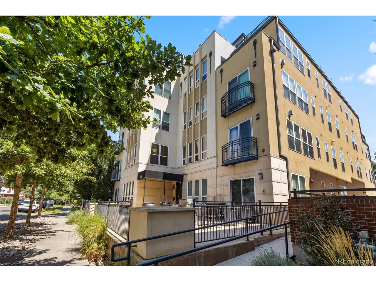 Photo of 340 S Lafayette St #202 Denver CO 80209
