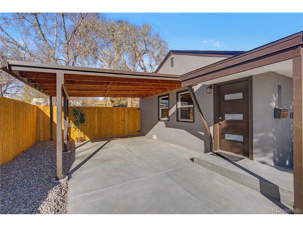 Photo of 2275 S Linley Ct Denver CO 80219