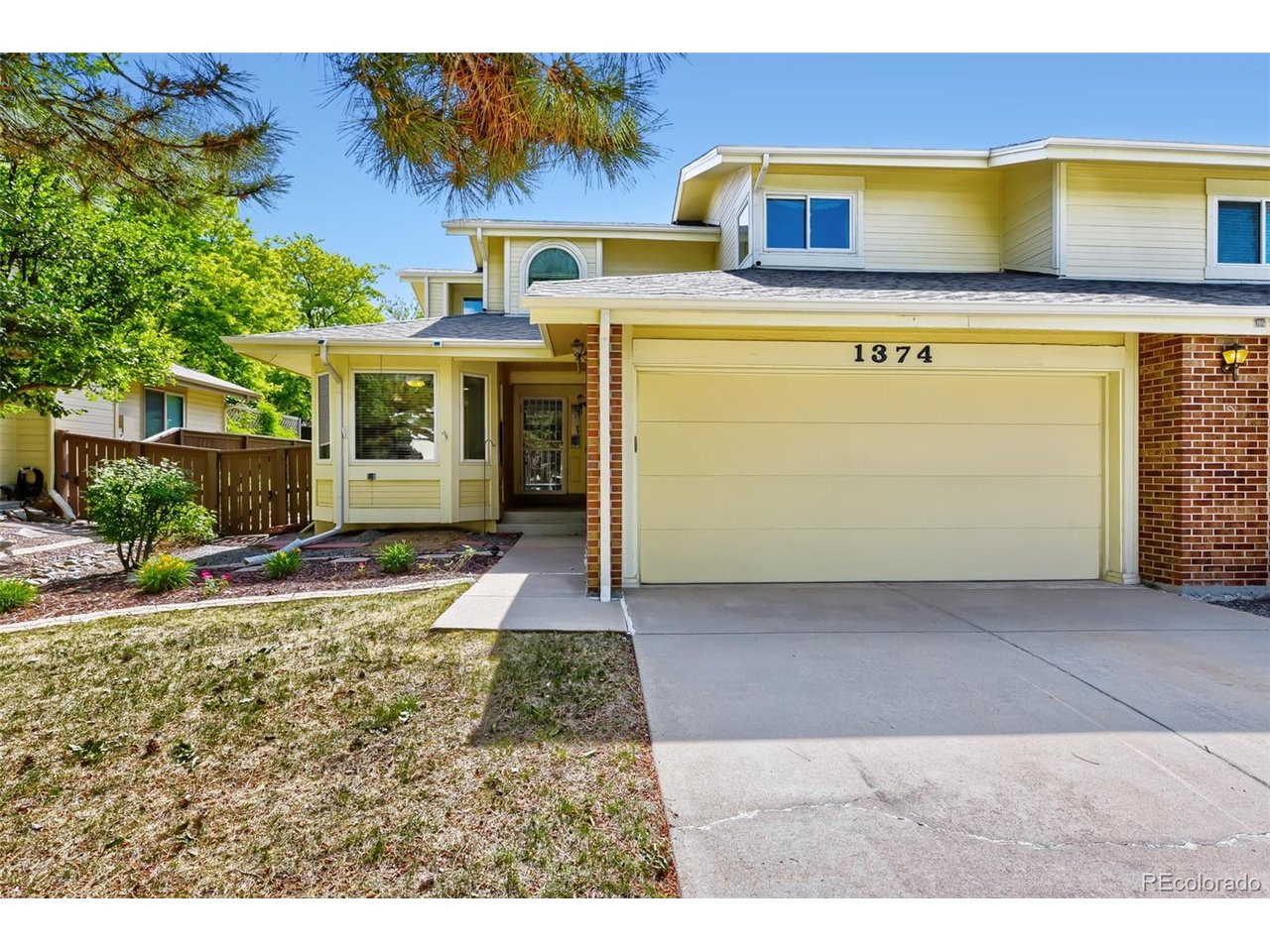 Photo of 1374 Briar Cir Littleton CO 80126