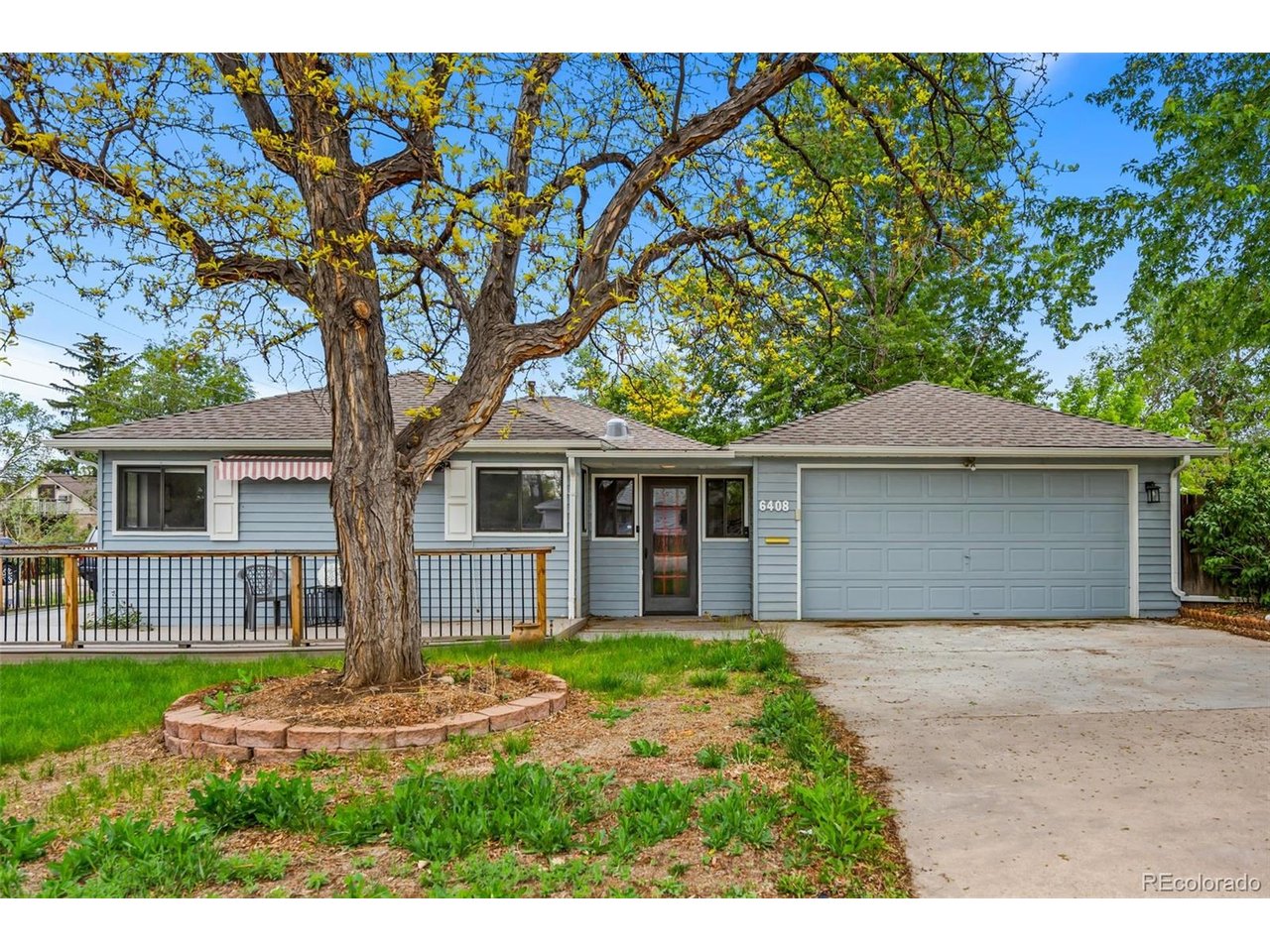 Photo of 6408 S Louthan St Littleton CO 80120