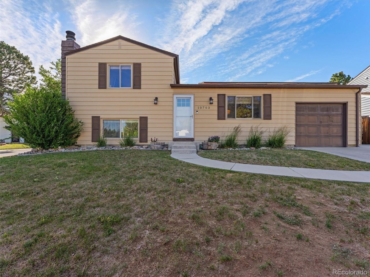Photo of 10703 Moore Way Broomfield CO 80021