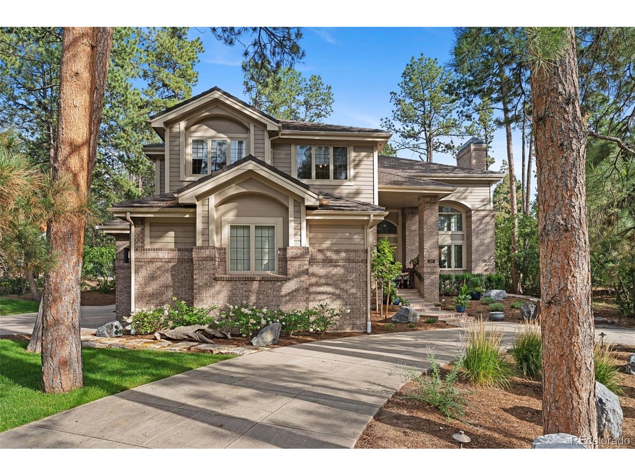 Photo of 467 Lorraway Dr Castle Rock CO 80108