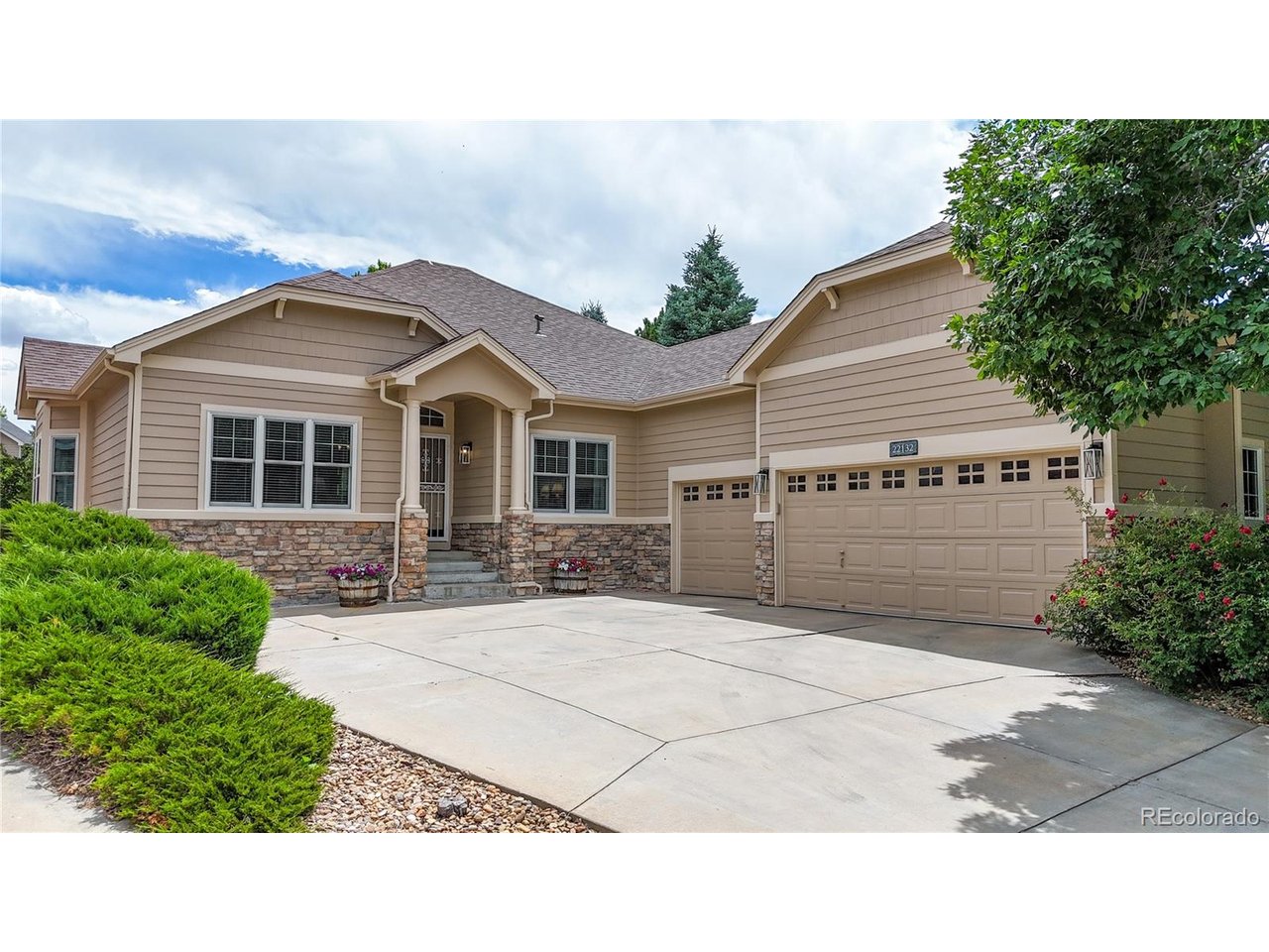 Photo of 22132 E Quarto Pl Aurora CO 80016