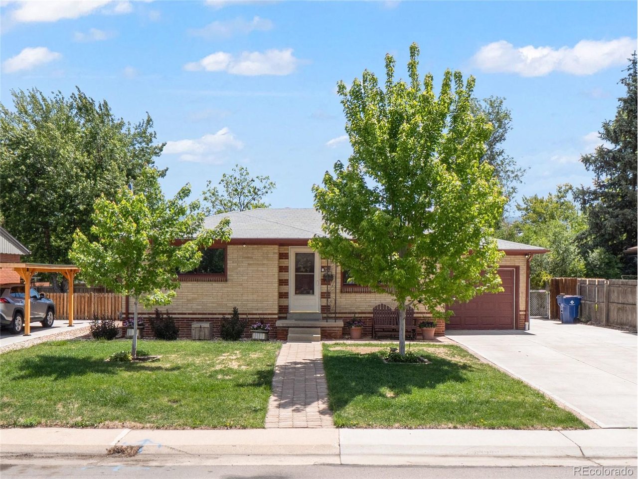 Photo of 1466 S Chase St Lakewood CO 80232