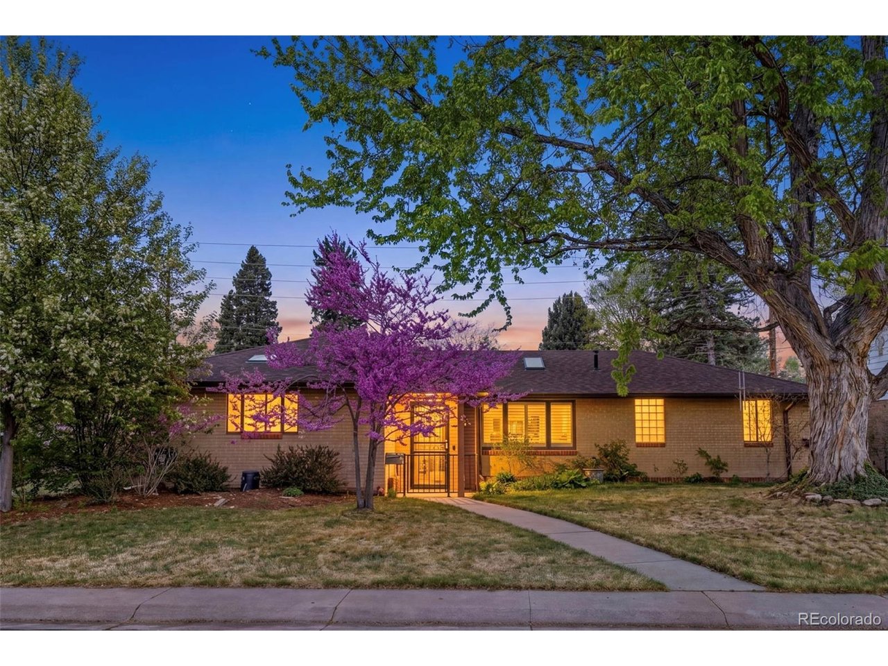 Photo of 221 Magnolia St Denver CO 80220