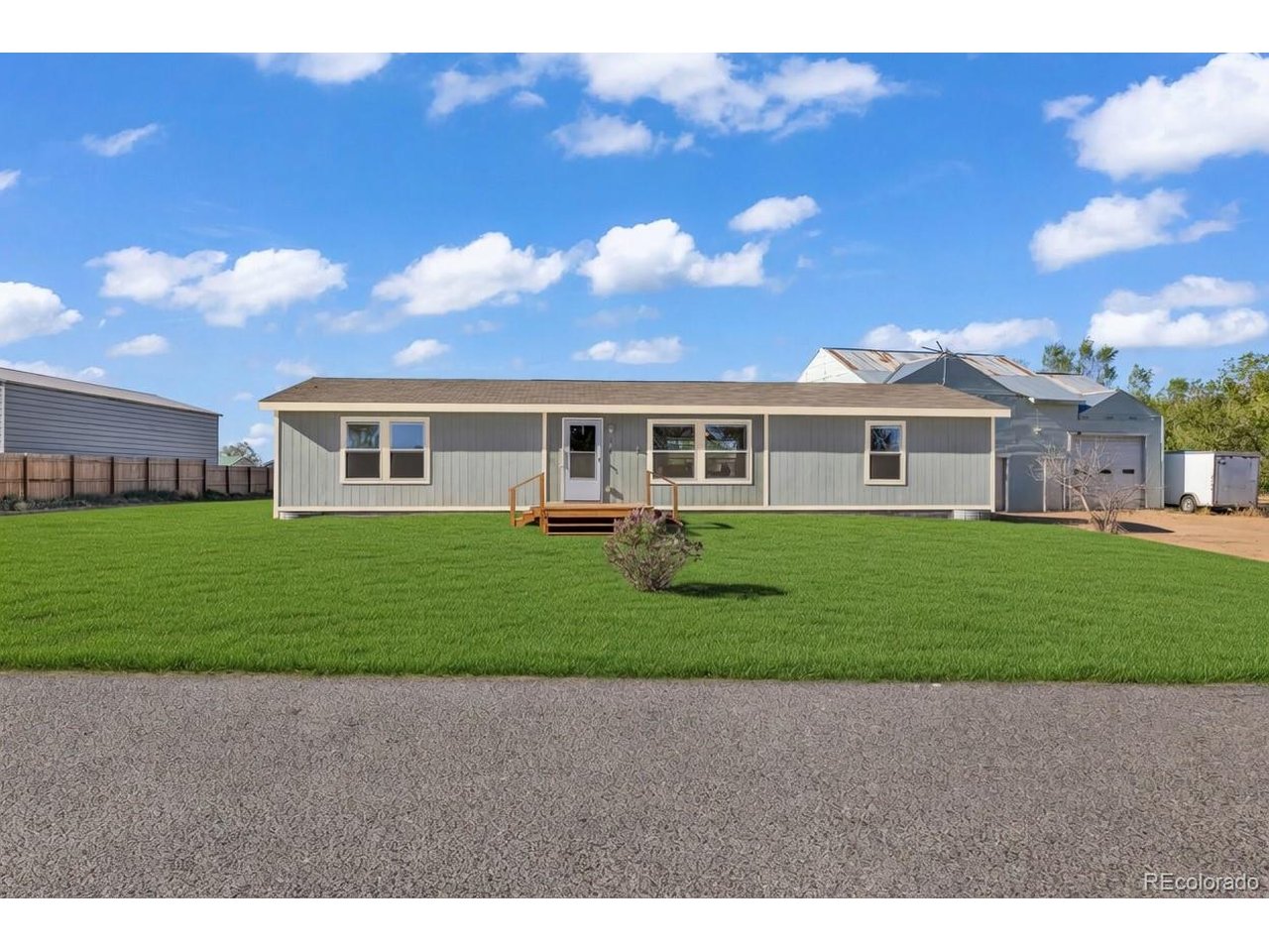 Photo of 336 Lilac Cir Lochbuie CO 80603